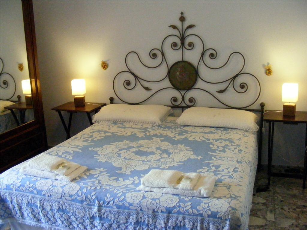 B&B Casavale Carloforte  Εξωτερικό φωτογραφία