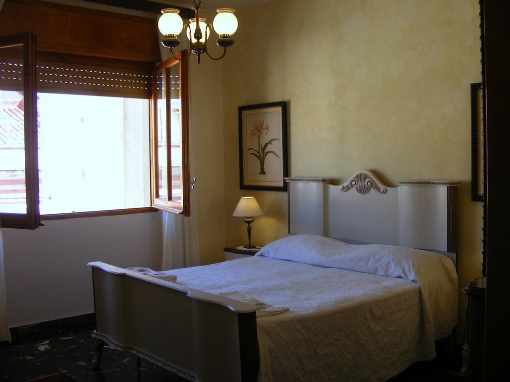 B&B Casavale Carloforte  Εξωτερικό φωτογραφία